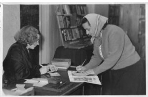 Grāmatas, lasīšana, notikumi bibliotēku vēstures fotogrāfijās: Šampēteris