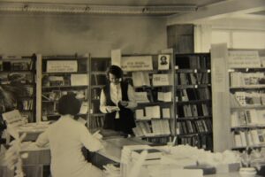 Grāmatas, lasīšana, notikumi bibliotēku vēstures fotogrāfijās: Daugava