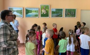 Bērni “čivina” Juglas filiālbibliotēkā