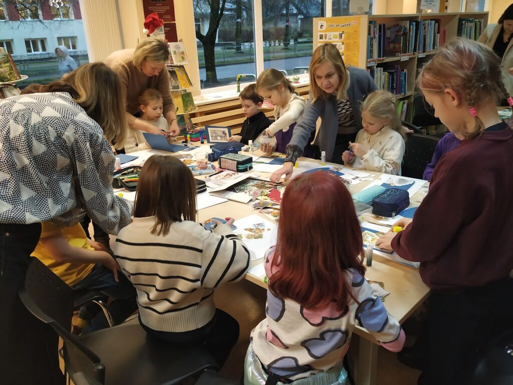 Ziemassvētku kolāžu burvība “Strazdā”