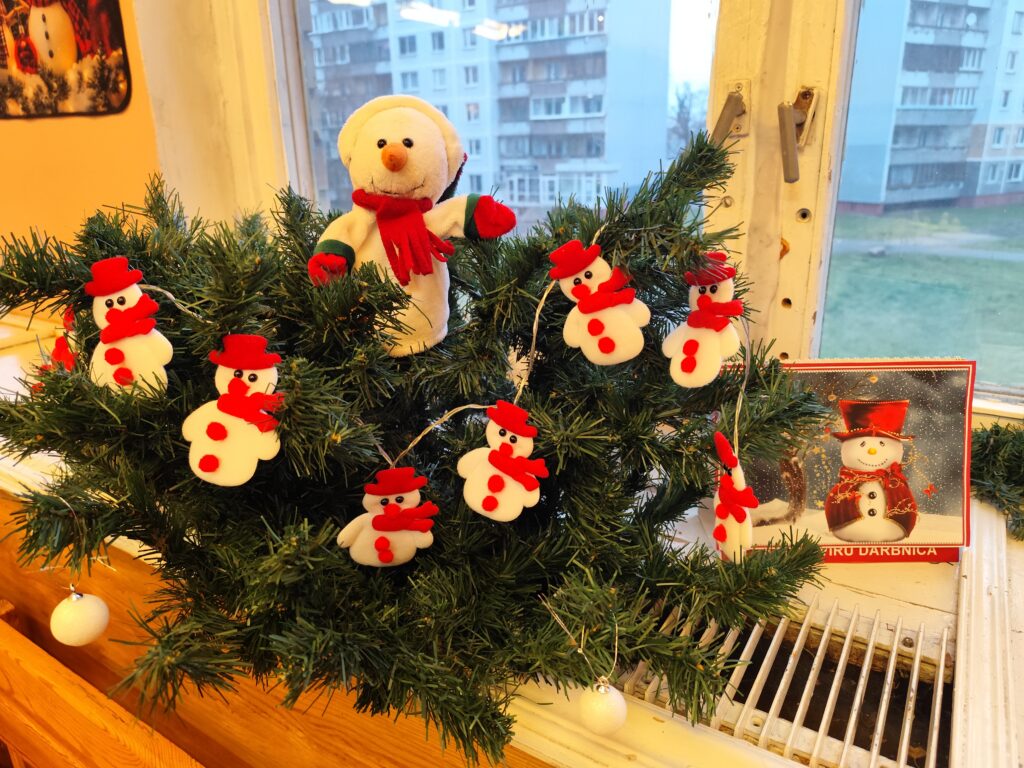 Sniegavīru darbnīca Pļavniekos