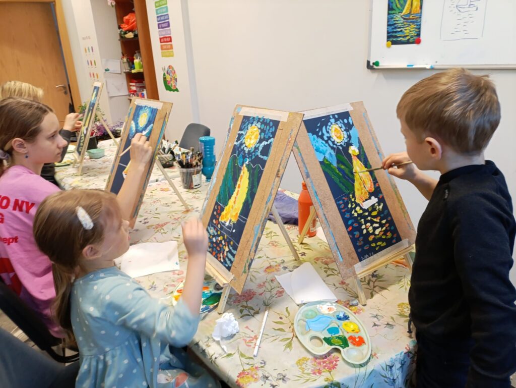 Izstāde “Siltā bērnu fantāzijas pasaule”