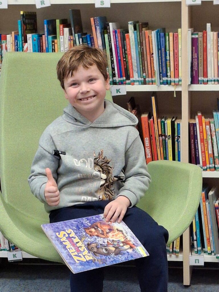 Pasaku lasīšanas maratons ”Pasaki pasaku” Bolderājā