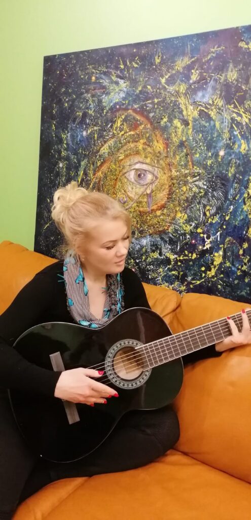 Zandas Ceirules gleznu izstāde “Meditācijas par tēmu”