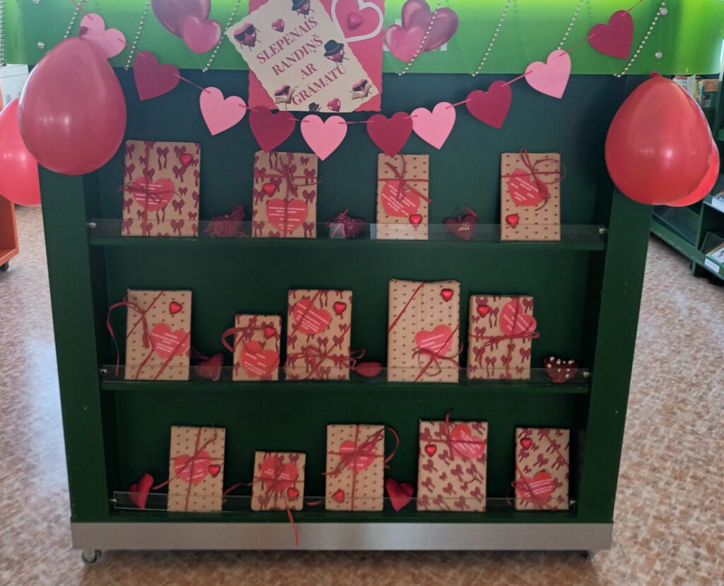 Rīgas Centrālajā bibliotēkā “Slepenais randiņš ar grāmatu”