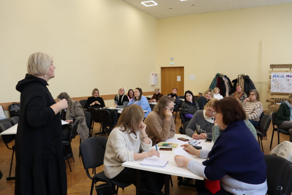 Divi noderīgi pasākumi bibliotekāriem