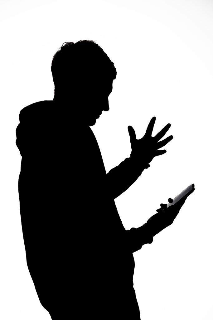 Izstāde “Ilūzija – šķitums” Juglā