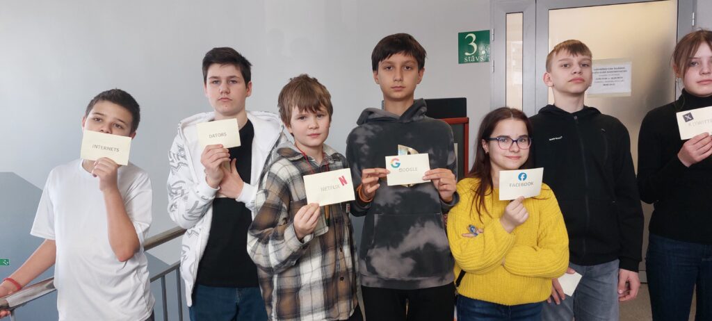 Medijpratības nodarbība Daugavā