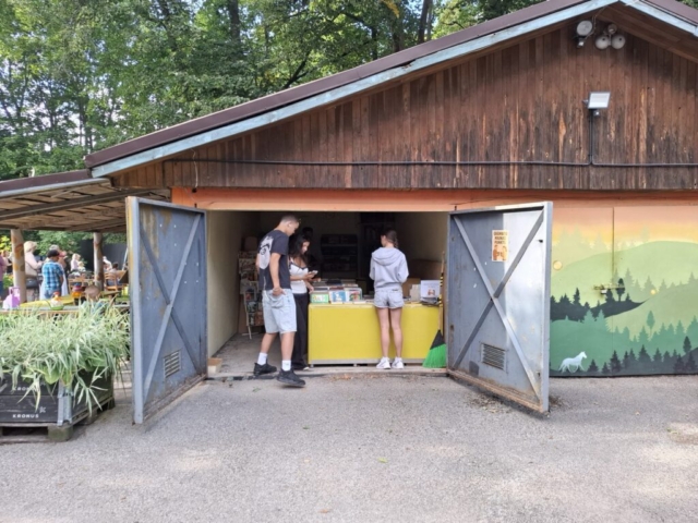 Darbojās grāmatu maiņas punkts