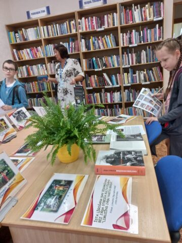 Varbūt šajā izzinošajā grāmatu atklāsmes izstādē paslēpusies atbilde