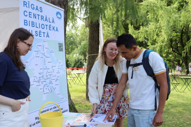 Mūsu sagatavotajos informatīvajos materiālos ieskatījās arī Rīgas viesi